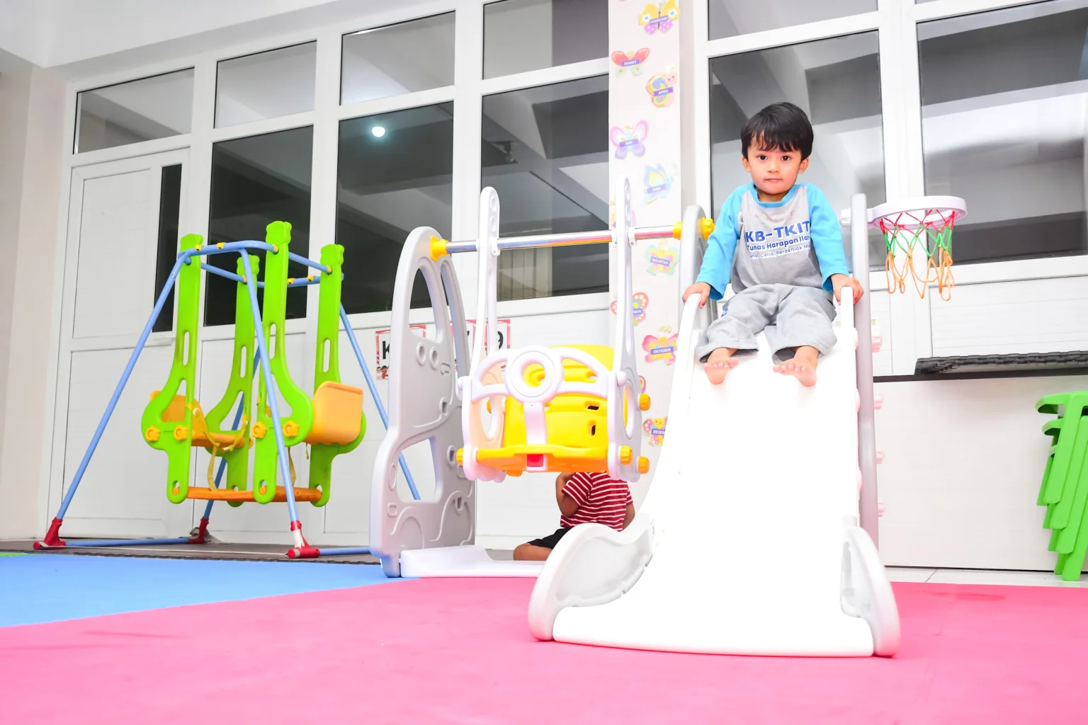 Kegiatan anak pada level Toddler